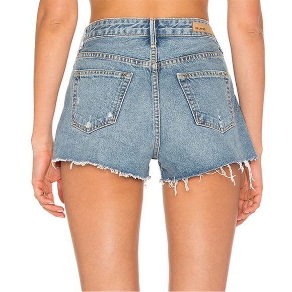 GRLFRND x REVOLVE Cindy High-Rise Short in Lady
Marmalade Size 26 EUC - Picture 2 of 6